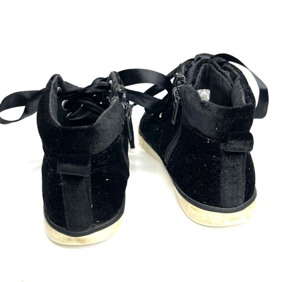 3/$20 ❤️ Gymboree Black Velvet High Top Sneakers US 12 Girls - Picture 2 of 9